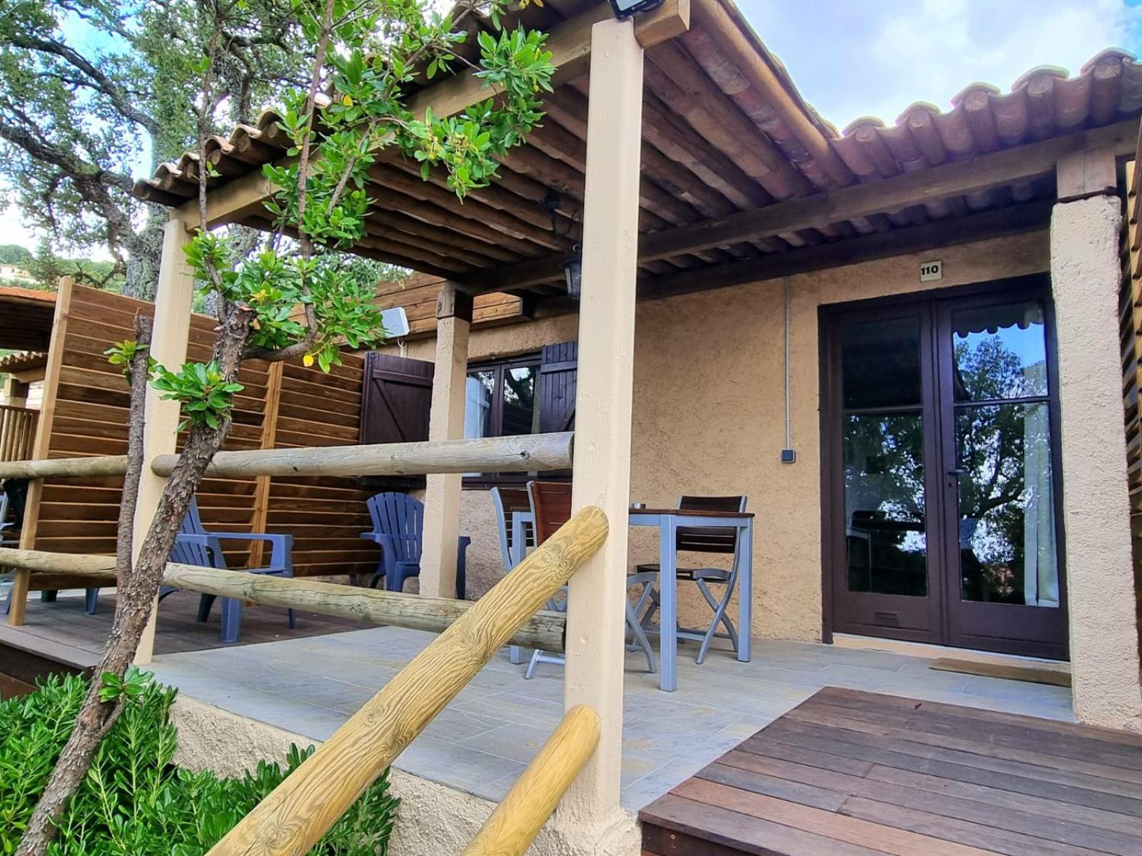 Bungalows Du Maquis Porto-Vecchio  Eksteriør bilde
